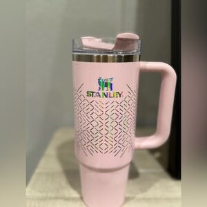 New Stanley Pink Insulated Travel Mug-never Used.